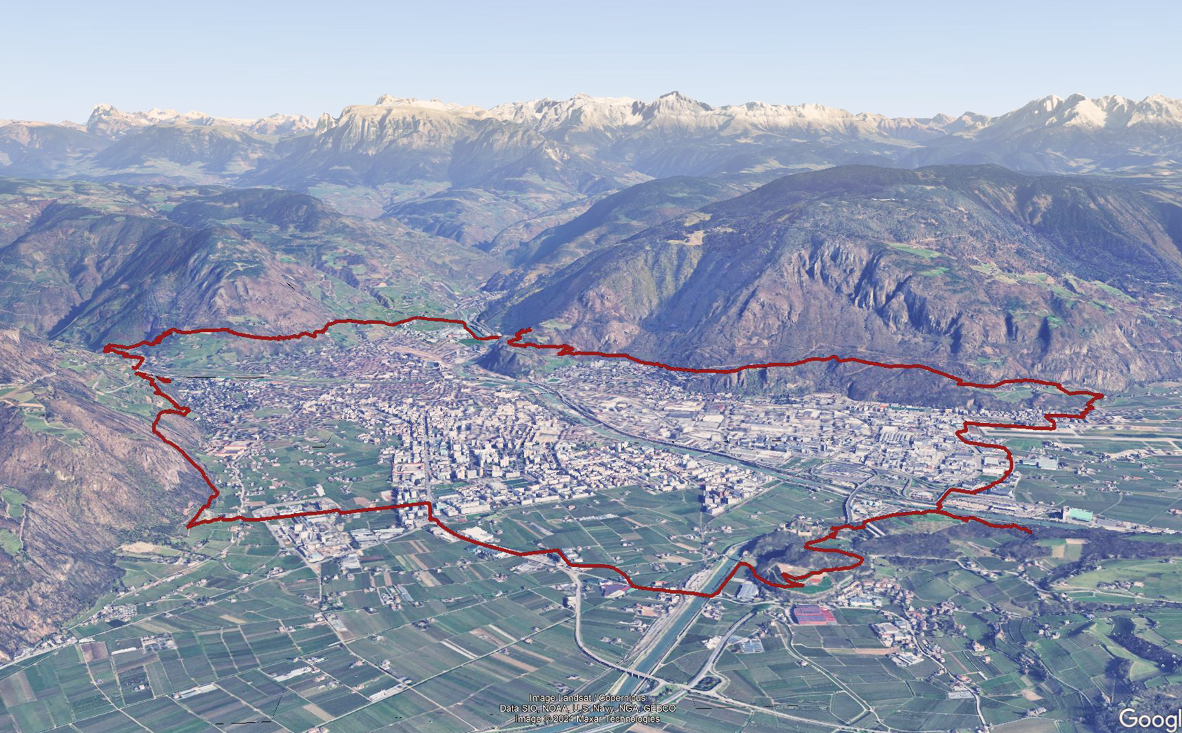 Aerial image of Bolzano with the newly to built Ringpromenade as a hand drawn sketch